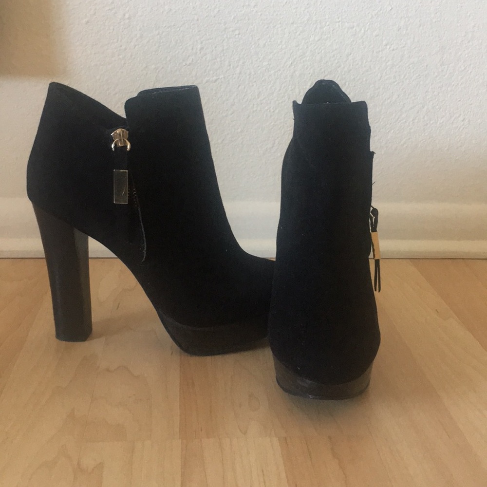 Suede Ankle boots